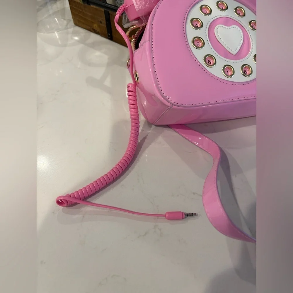 Trendy boutique remember rotary